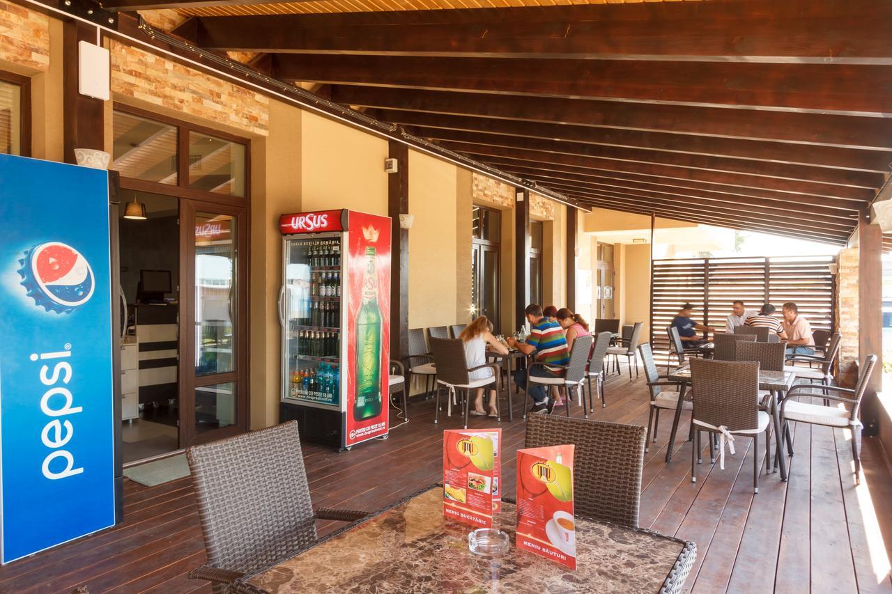 Ymy Hotels Zsilvásárhely Kültér fotó